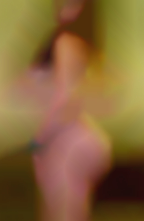 Fernch girl want BDSM relationship.